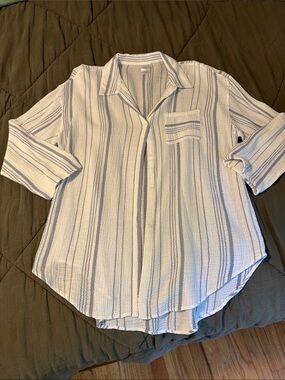Kona Sol Beach Coverup Lightweight Blue and White Striped Button-Up Shirt - M